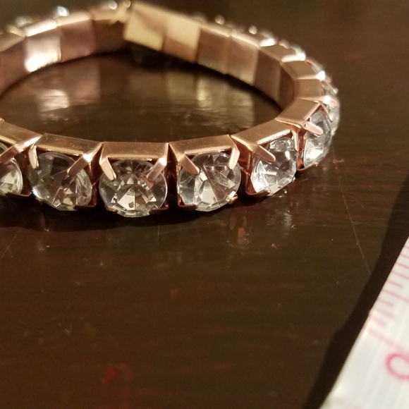 Silver rhinestone sparkle faux diamond bracelet - Picture 2 of 8